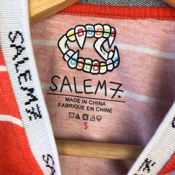 Salem7 Men's Short Sleeve White Orange Striped Embroidered Fangz T-Shirt - Picture 5 of 7